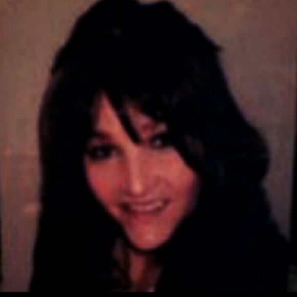 Meet your Posher, Cindy - Picture 1 of 1